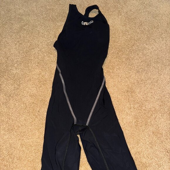 WOMENS SWIMMING TECH SUIT SIZE 26 FINA APPROVED BLACK - Picture 1 of 3